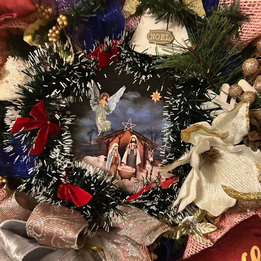 Festive Holiday Wreath with Pink and Gold Accents
